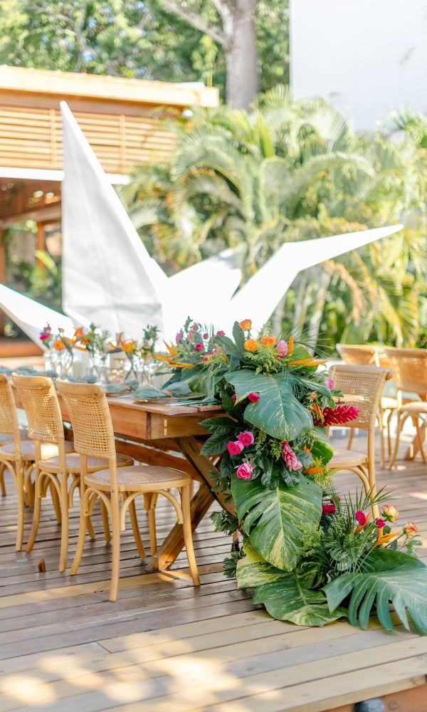 94e42ad684df47bac6cba3c01ff52273-xxlarge