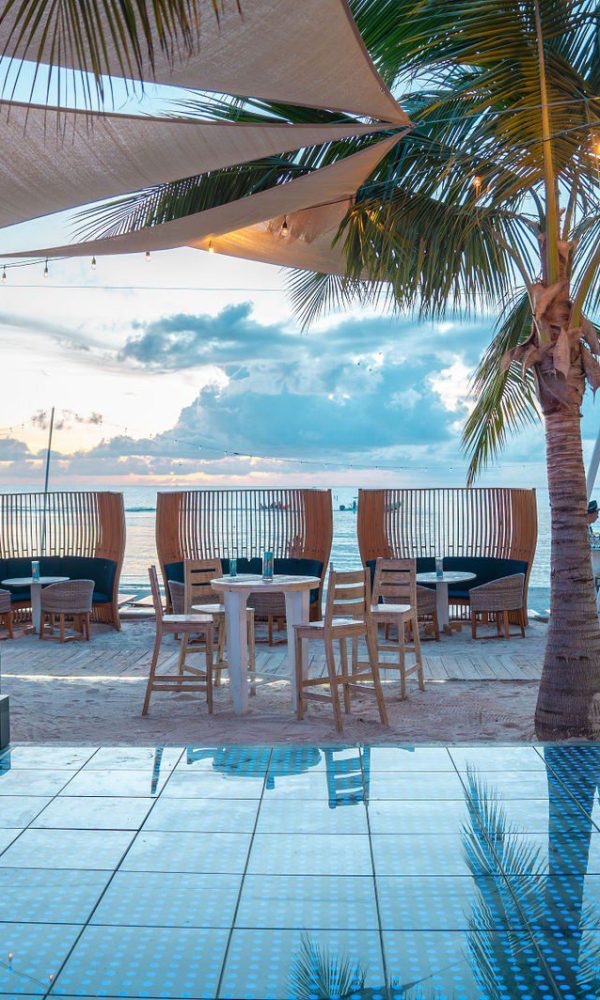 c5b3045ad53647ab6a8f00d19ed1aaed-xxlarge